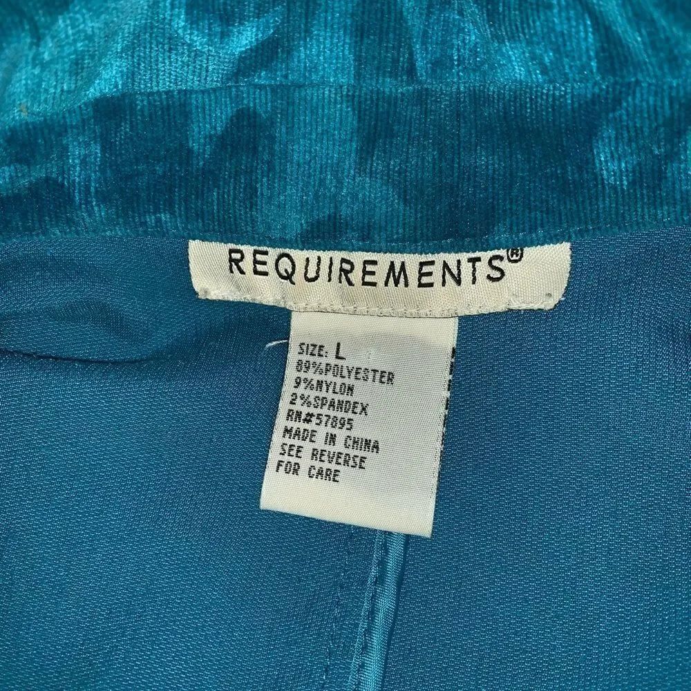 šļøRequirementsĀ sizeāLargeĀ jacketāā - Picture 2 of 7